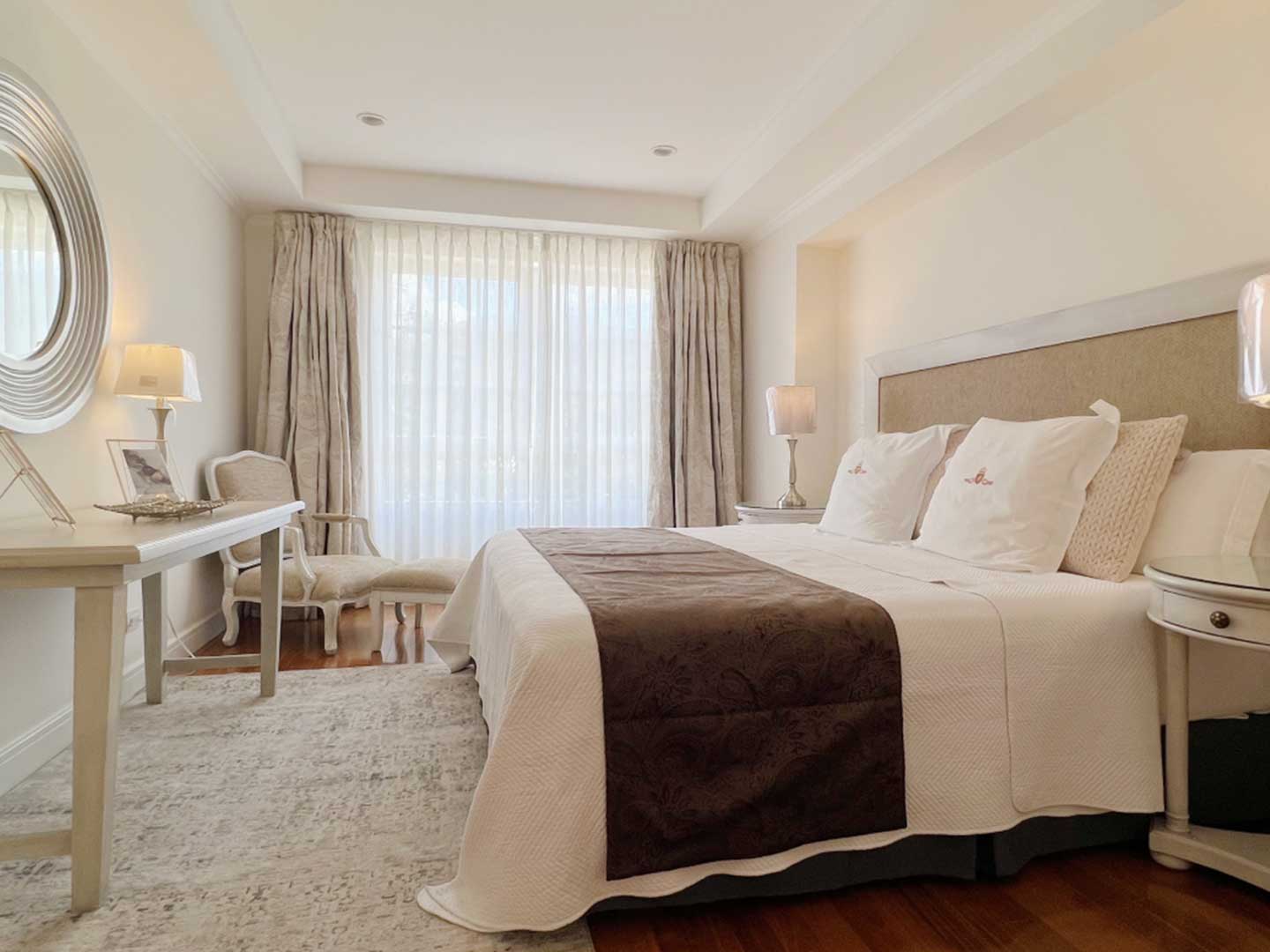 Alquiler apartamentos exclusivos Costa Rica Cortijo los Laureles President dormitorio
